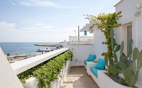 White Sofia - Uno Sguardo Sul Mare